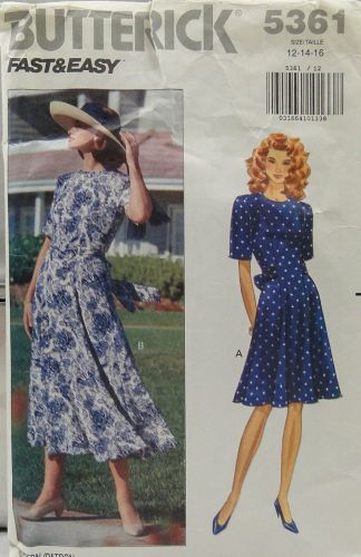 Butterick Fast & Easy 5361 Misses Petite Dress